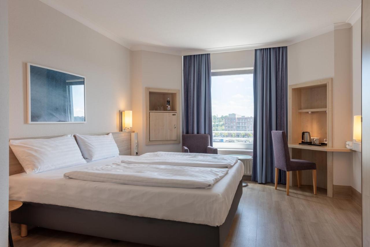 Intercityhotel Kiel Bagian luar foto