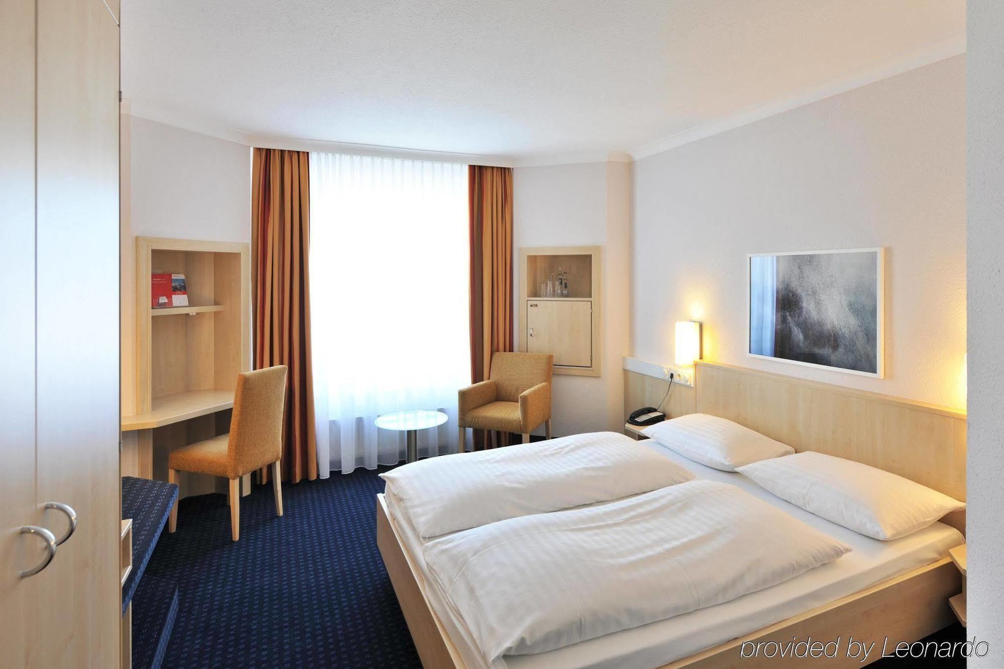 Intercityhotel Kiel Bagian luar foto