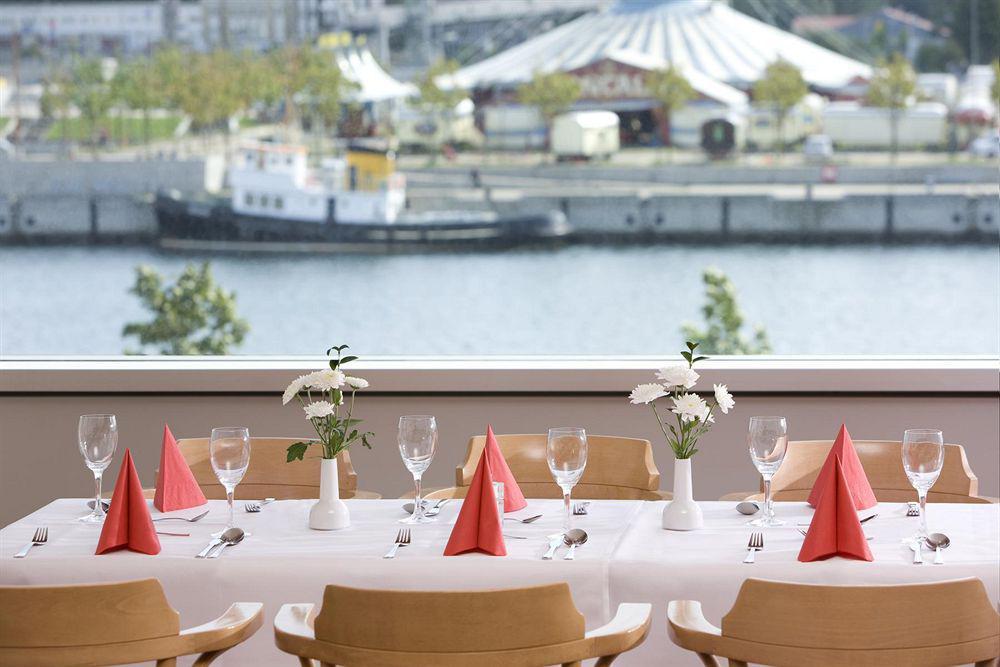 Intercityhotel Kiel Bagian luar foto